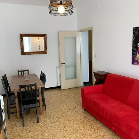 Lägenhet Casa Bianca 2 - Confortevole In Centro A