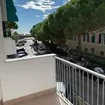 Casa Bianca 2 - Confortevole In Centro A Apartament Moneglia