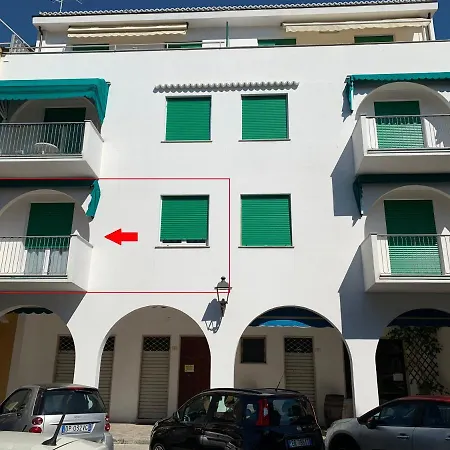 Casa Bianca 2 - Confortevole In Centro A 아파트 *